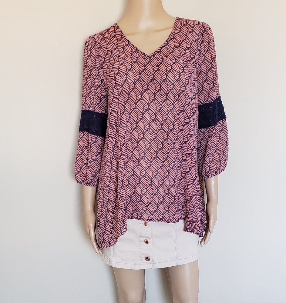 DE COLLECTION PINK & BLUE SHEER BLOUSE